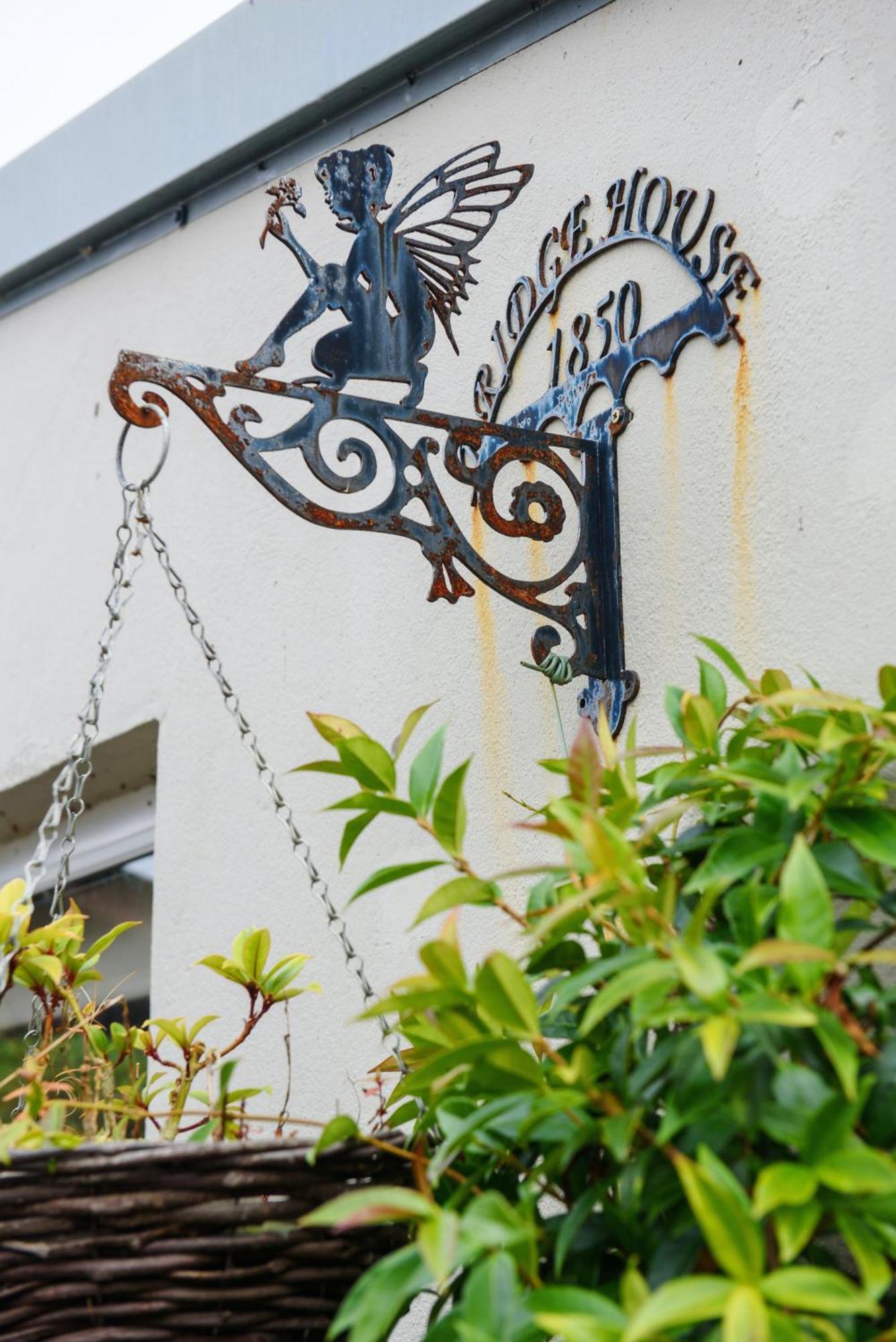 Shannon Bridge House Carrick on Shannon Eksteriør billede